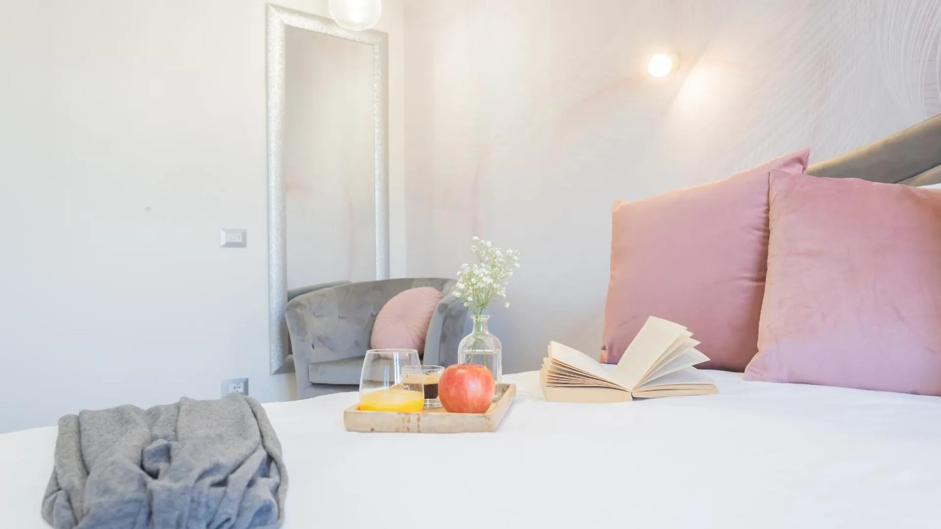 Cernobbio Dream Suites By Rent All Como 0*,